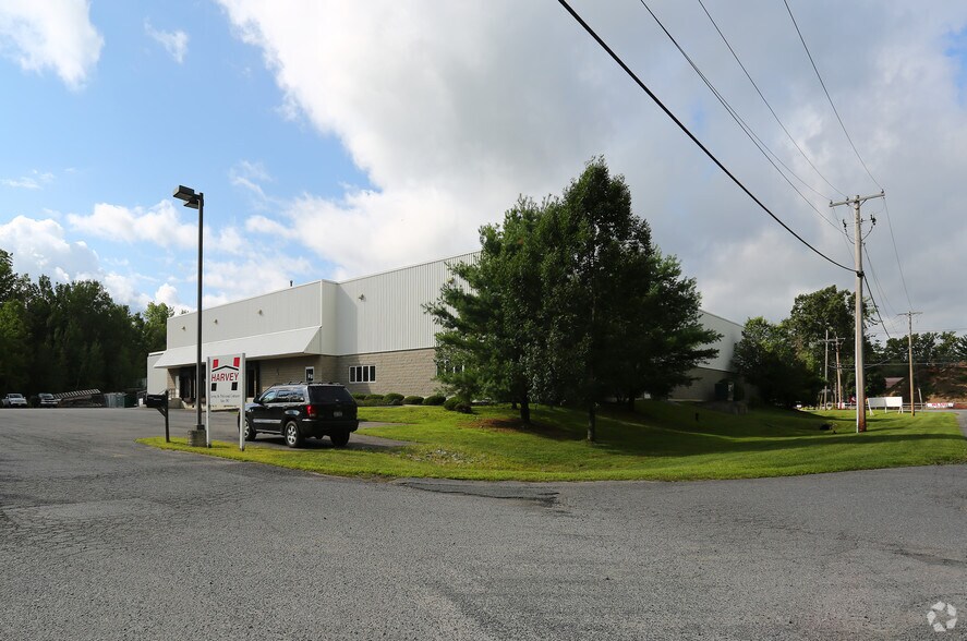More Photos Of 4253 Albany St, Albany Warehouse For Lease