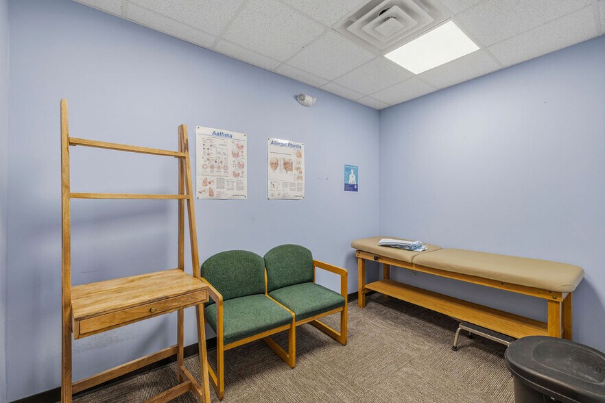 More Photos Of 4519 Military Rd, Niagara Falls Medical For Lease