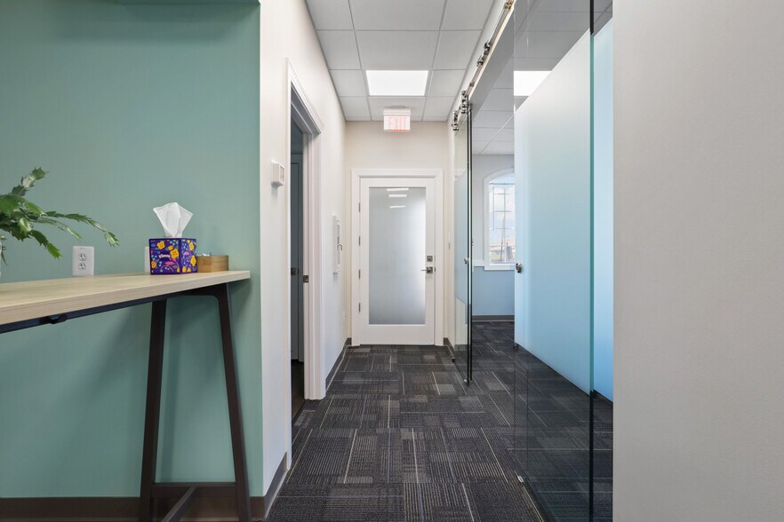 More Photos Of 761B Monroe St, Herndon Office Residential For Lease