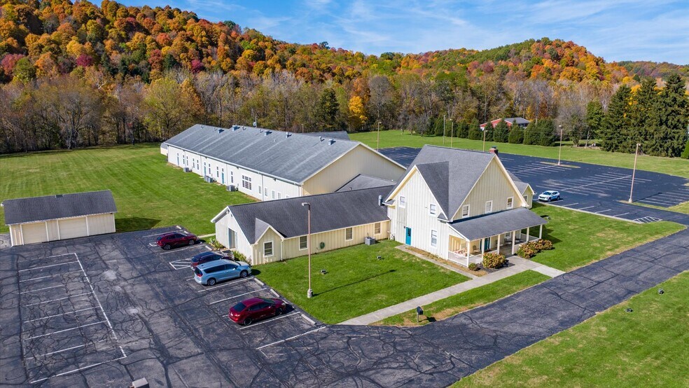 More Photos Of 8135 Mount Vernon Rd, Saint Louisville Office Residential For Sale