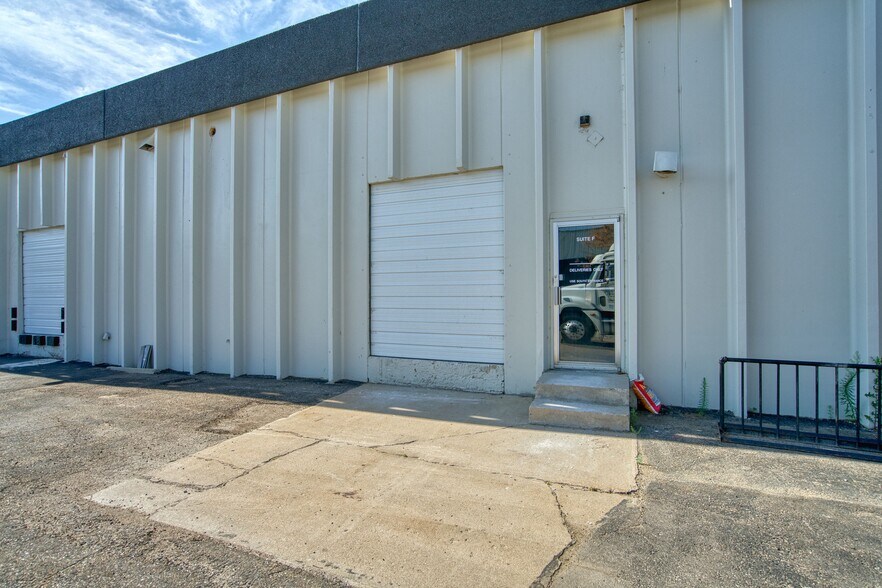 More Photos Of 2200 Central Ave, Boulder Manufacturing For Lease