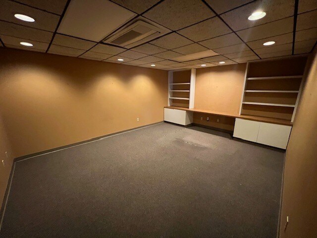 More Photos Of 3095 Stonebrook Cir, Memphis Flex For Lease