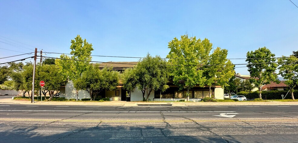 More Photos Of 684-690 Alamo Pintado Rd, Solvang Office For Lease