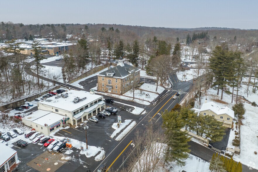 More Photos Of 1492 High Ridge Rd, Stamford Freestanding For Lease