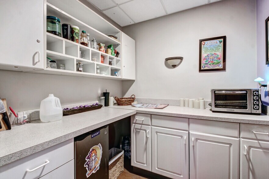 More Photos Of 1503 Oak St, Jacksonville Medical For Sale