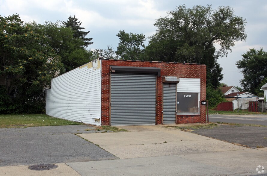 More Photos Of 4912 Marlboro Pike, Capitol Heights Unknown For Lease