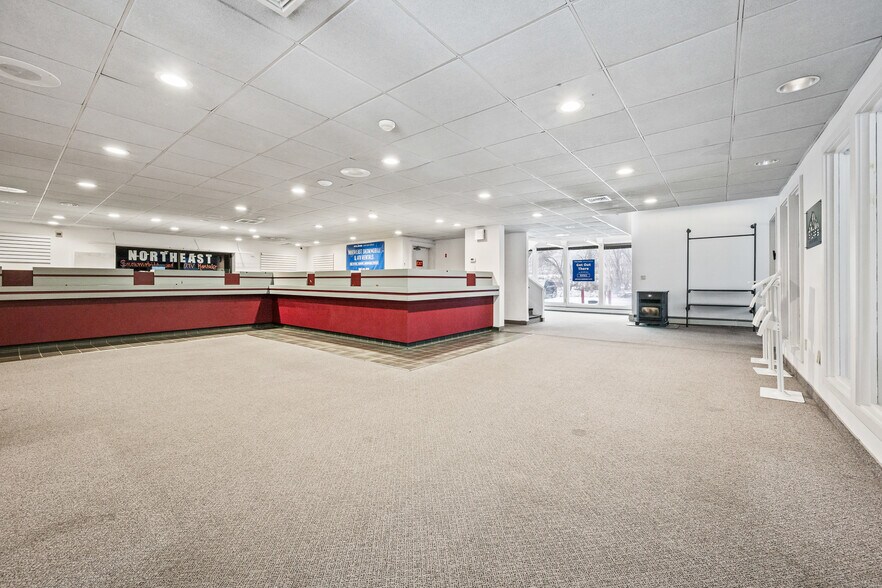 More Photos Of 177 Main St, Gorham Bank For Sale