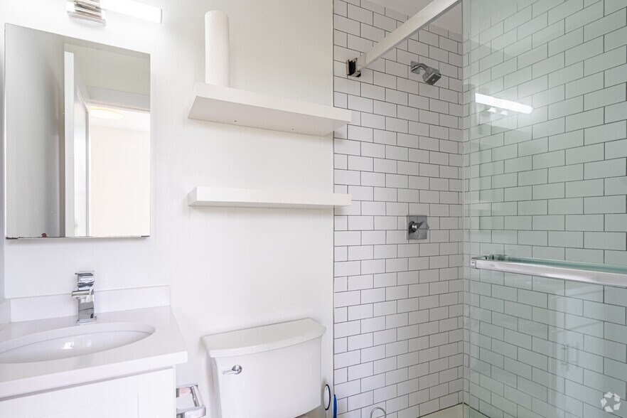 More Photos Of 1831 S Racine Ave, Chicago Apartments For Sale