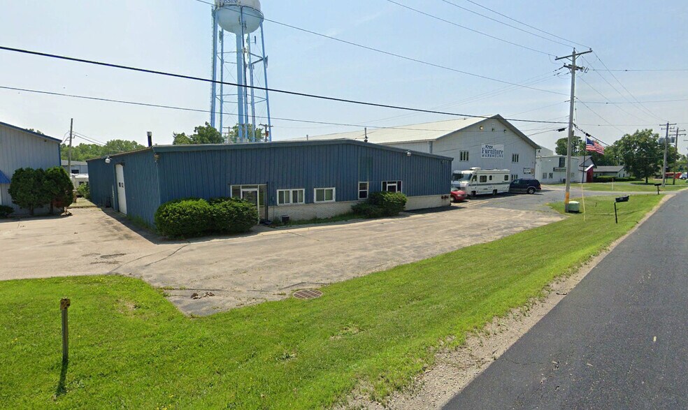 Primary Photo Of 989 Ehlers Rd, Neenah Warehouse For Sale