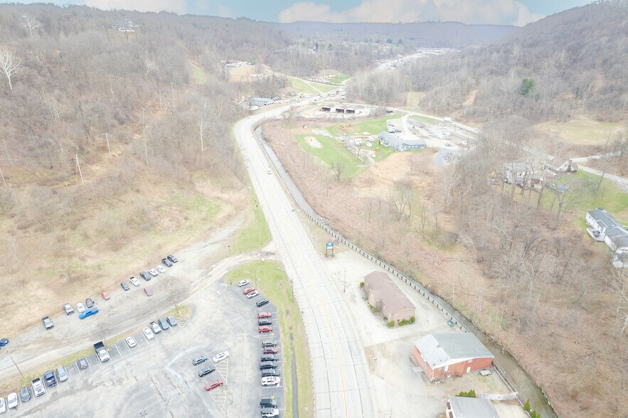 More Photos Of 1080 Long Run Rd, McKeesport Office For Lease