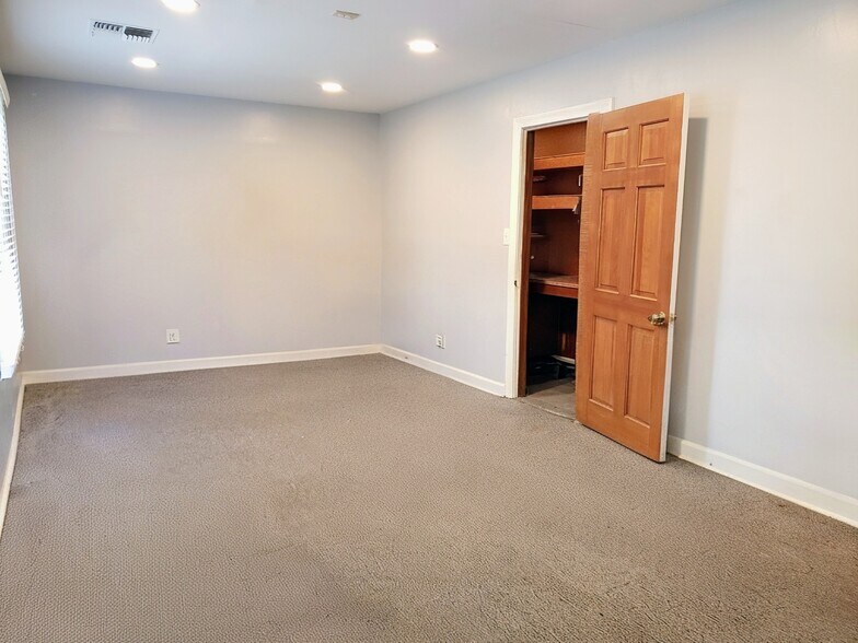 More Photos Of 411 Andrews Rd, Durham Office For Sale