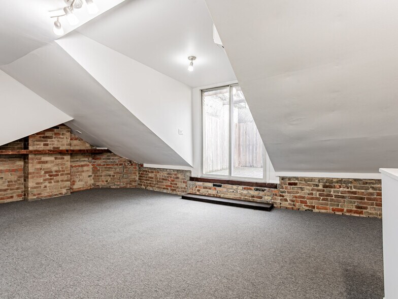 More Photos Of 24 Webster Av, Toronto Apartments For Sale