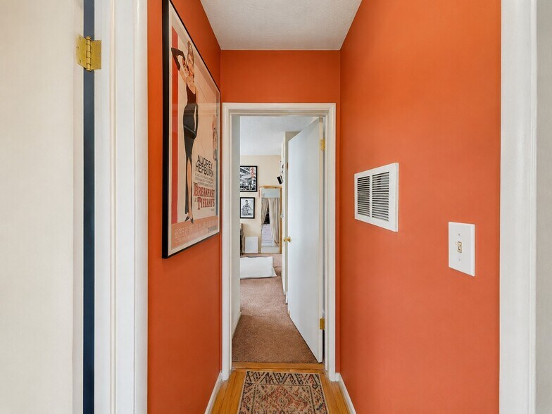 More Photos Of 5642 Lexington Ave, Los Angeles Apartments For Sale