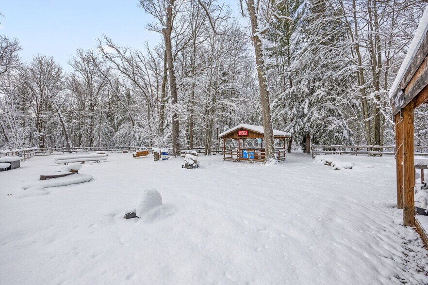 More Photos Of 8773 Goldenrod Ave, Bitely Restaurant For Sale