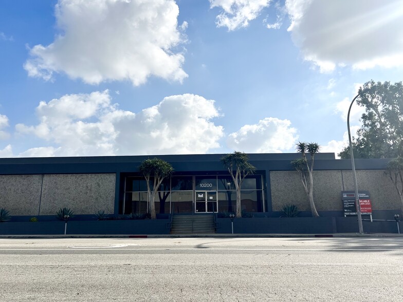 Primary Photo Of 10150-10200 Jefferson Blvd, Culver City Warehouse For Lease