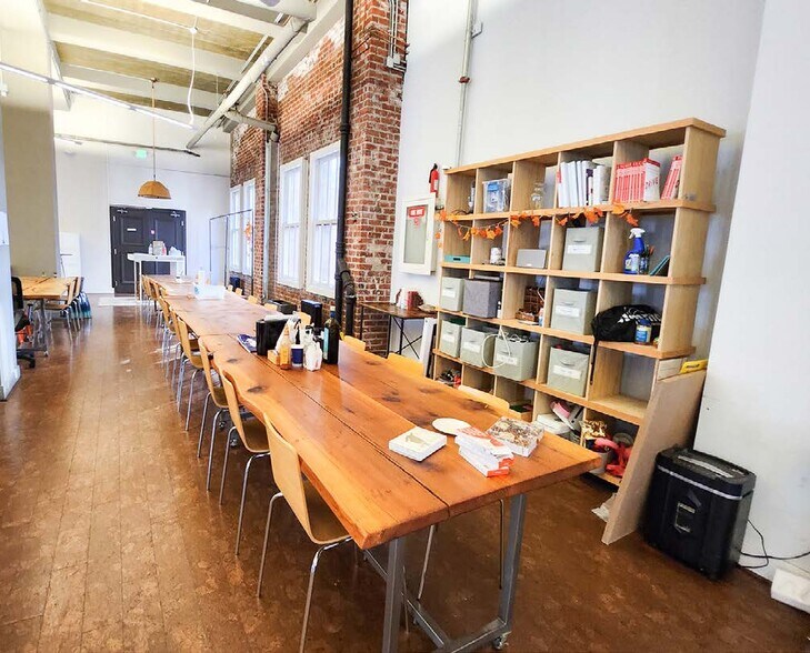 More Photos Of 18-22 Battery St, San Francisco Office For Lease