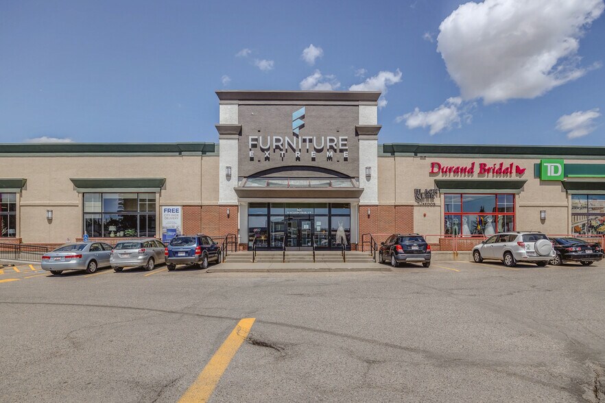 More Photos Of 9639 Macleod Trl SW, Calgary Unknown For Lease