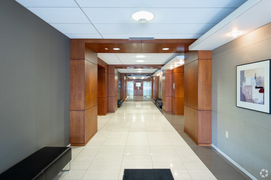 More Photos Of 2101 Rexford Rd, Charlotte Office For Lease