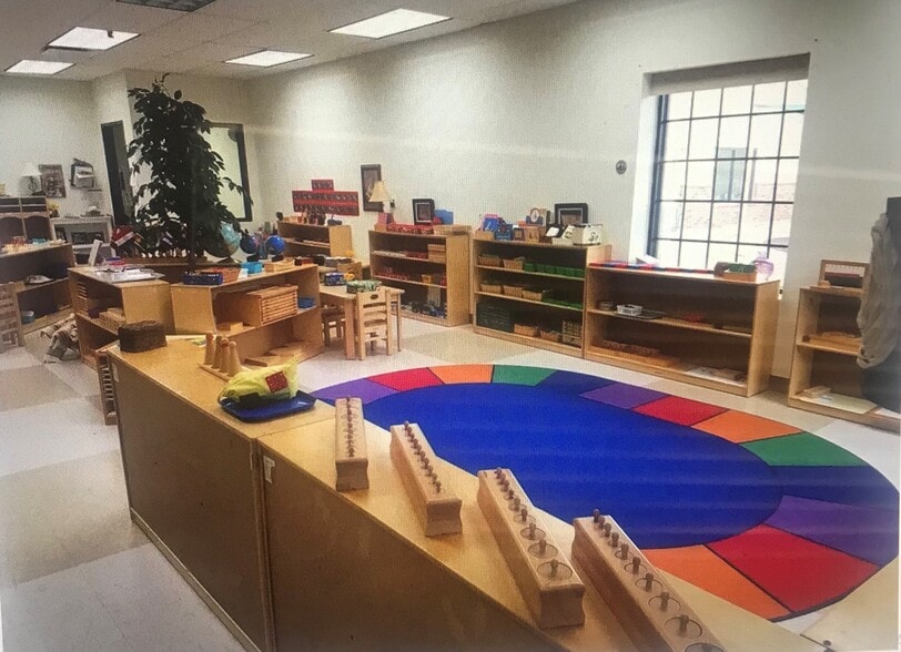 More Photos Of 25200 Richards Rd, Spring Schools For Sale