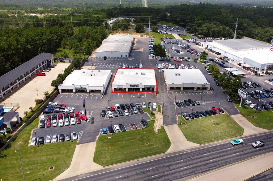 Primary Photo Of 3215-3235 S Southwest Loop 323, Tyler Unknown For Sale