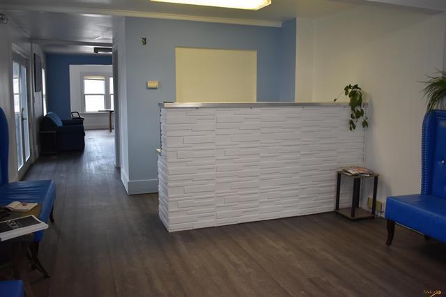 More Photos Of 1508 Mount Rushmore Rd, Rapid City Office For Sale