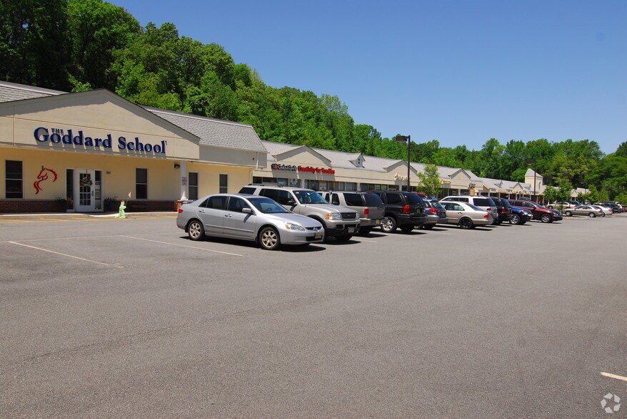 More Photos Of 240 US Highway 206, Flanders Restaurant For Lease