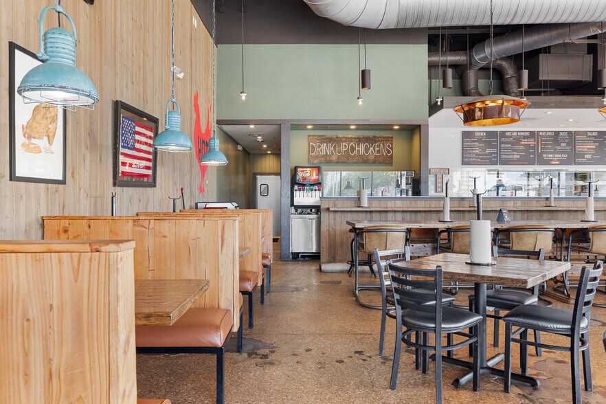 More Photos Of 800 University Dr E, College Station Unknown For Lease