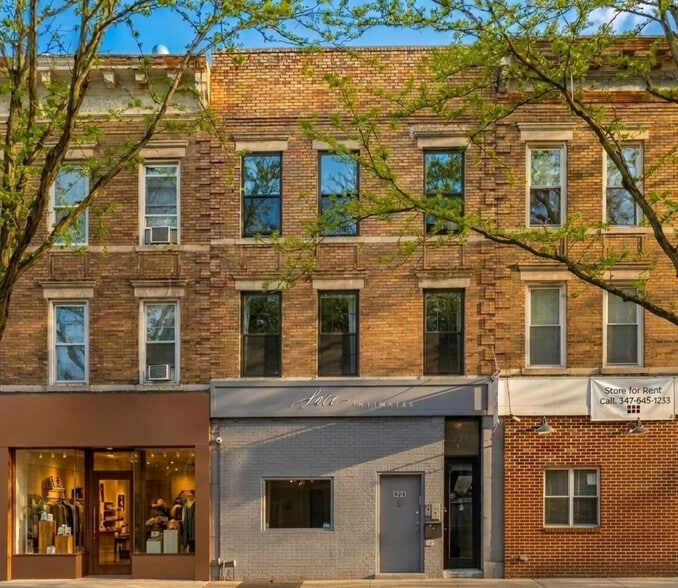 Primary Photo Of 426 Rogers Ave, Brooklyn Storefront Retail Residential For Lease