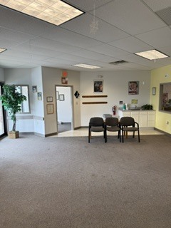 More Photos Of 4050 Britt Farm Dr, Lafayette Office For Lease