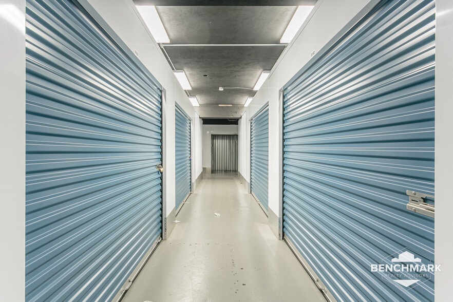 More Photos Of 169-171 Flanders St, Rochester Self Storage For Sale