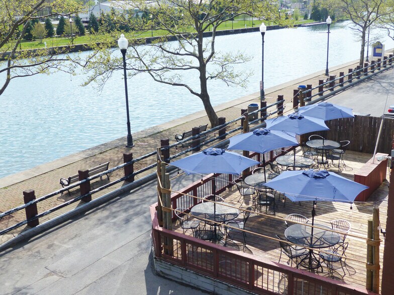 More Photos Of 41-43 Fall St, Seneca Falls Bar For Lease