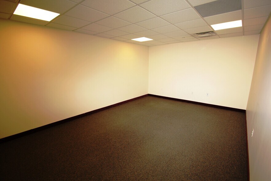 More Photos Of 55 Concord St, North Reading Light Distribution For Lease