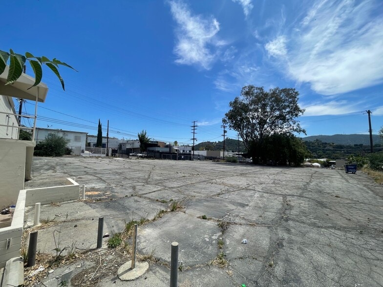 More Photos Of 7216 Valmont St, Tujunga Lodge Meeting Hall For Sale