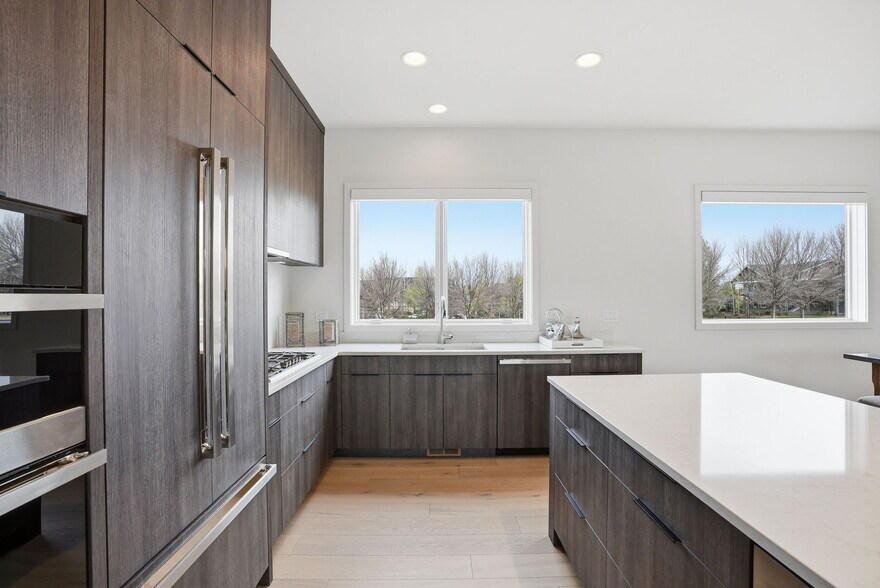 More Photos Of 210 SW Log Ct, Bend Apartments For Sale