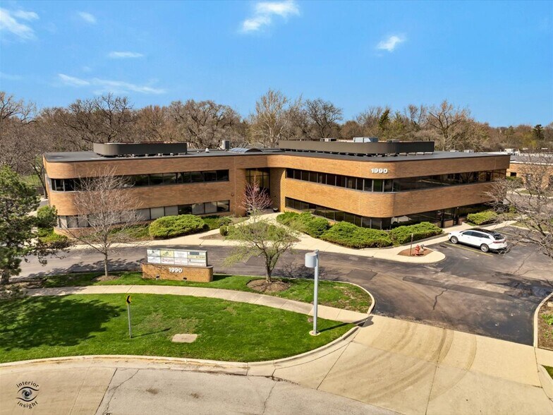 More Photos Of 1990 E Algonquin Rd, Schaumburg Office For Lease