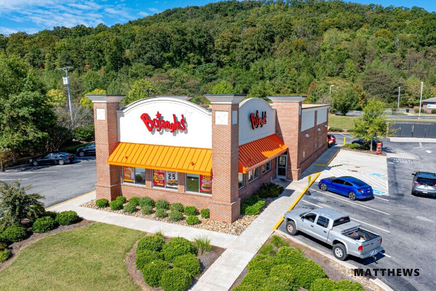 Primary Photo Of 9375 Dayton Pike, Soddy Daisy Fast Food For Sale