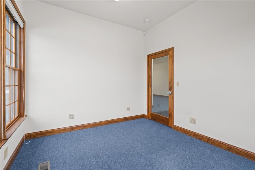 More Photos Of 100 Egbertson Rd, Campbell Hall Loft Creative Space For Lease