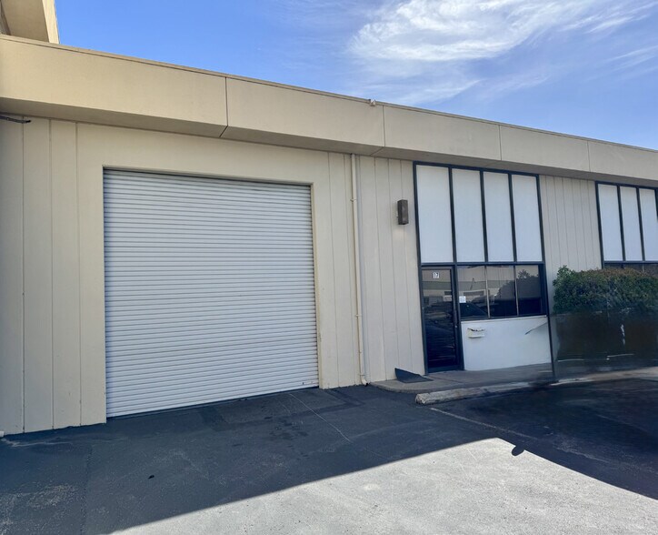 More Photos Of 25 Edwards Ct, Burlingame Warehouse For Lease