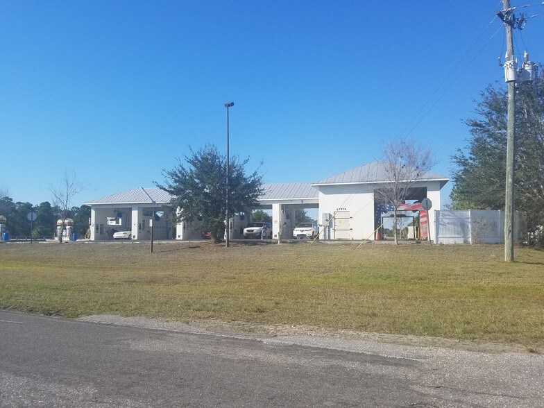 More Photos Of 4628 Chiquita Blvd S, Cape Coral Carwash For Sale