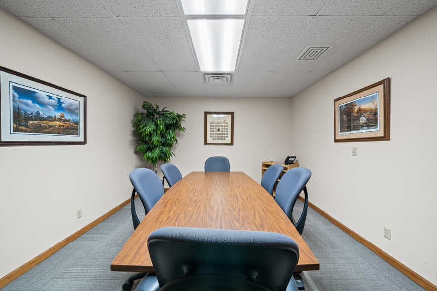 More Photos Of 130 Elizabeth Ln, Genoa City Industrial For Lease