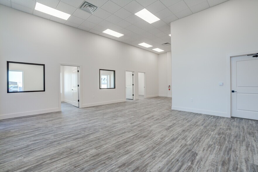 More Photos Of 3814 County Road 1350, Lubbock Distribution For Sale