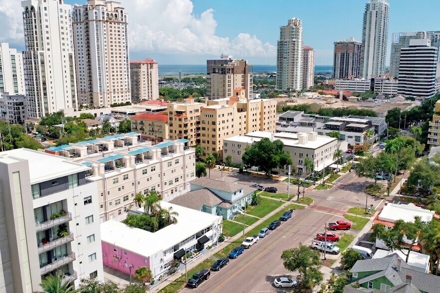 More Photos Of 425 2nd St N, Saint Petersburg Apartments For Sale