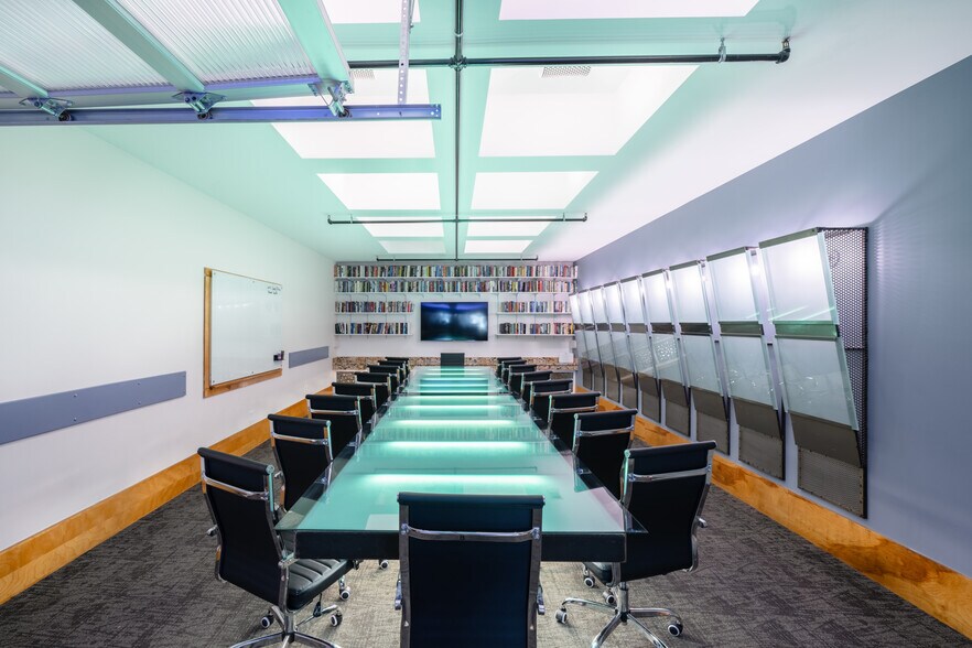 More Photos Of 6401 W Eldorado Pky, McKinney Coworking Space