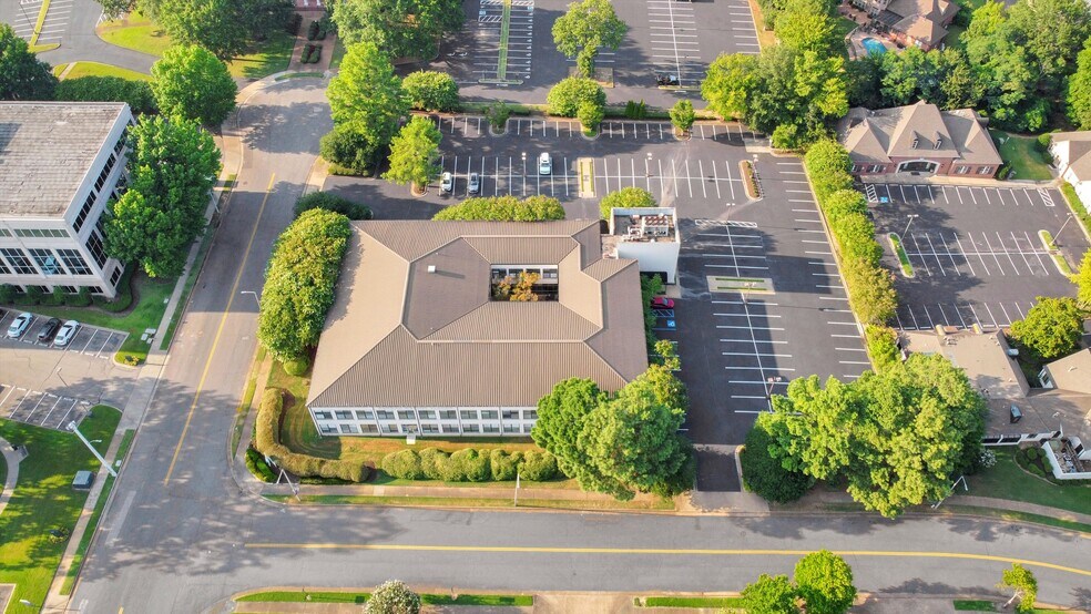 More Photos Of 756-765 Ridge Lake Blvd, Memphis Medical For Sale