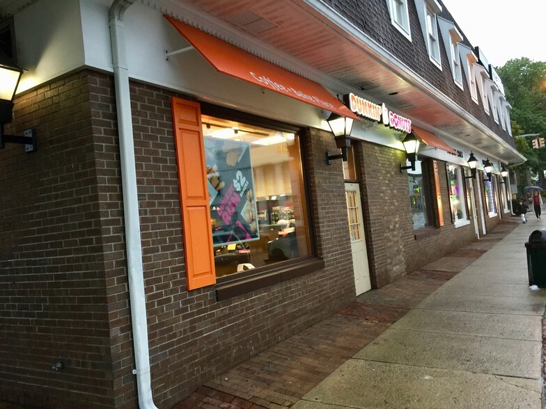 More Photos Of 125 Washington Ave, Dumont Unknown For Lease