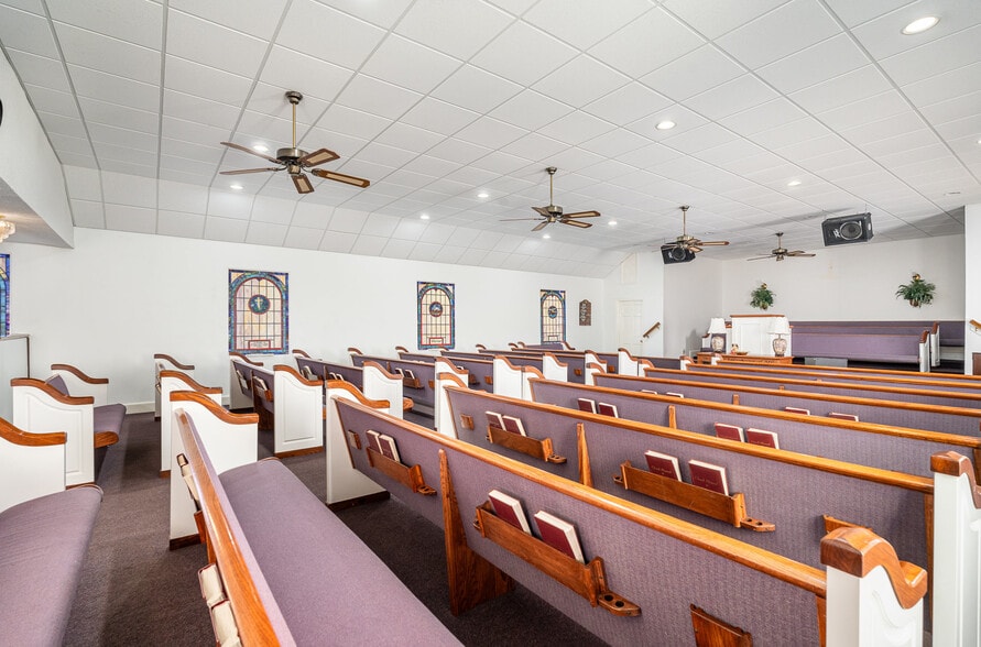 More Photos Of 178 Railroad st, Coats Religious Facility For Sale