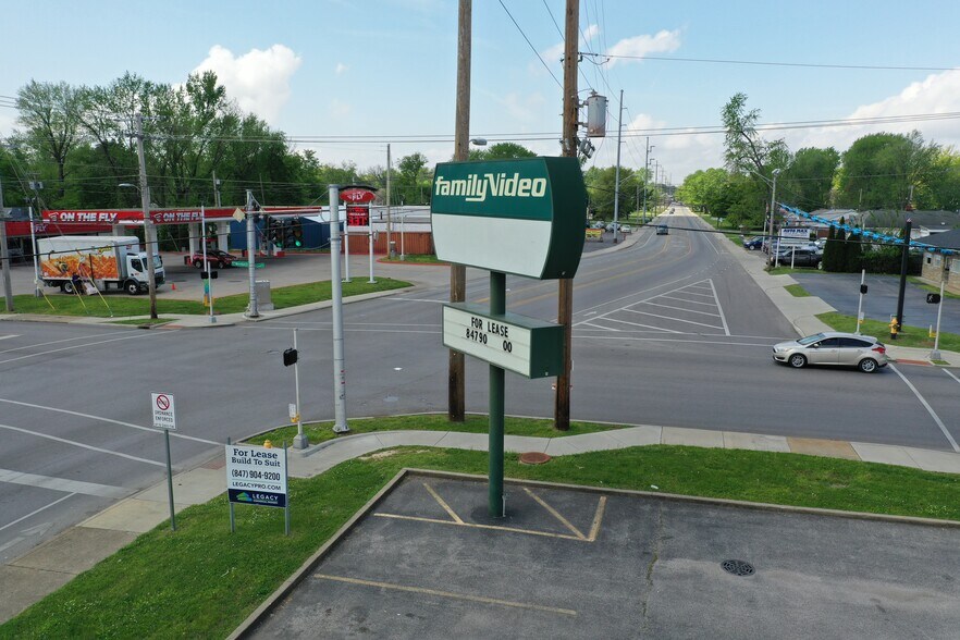 More Photos Of 2000 Covert Ave, Evansville Freestanding For Lease