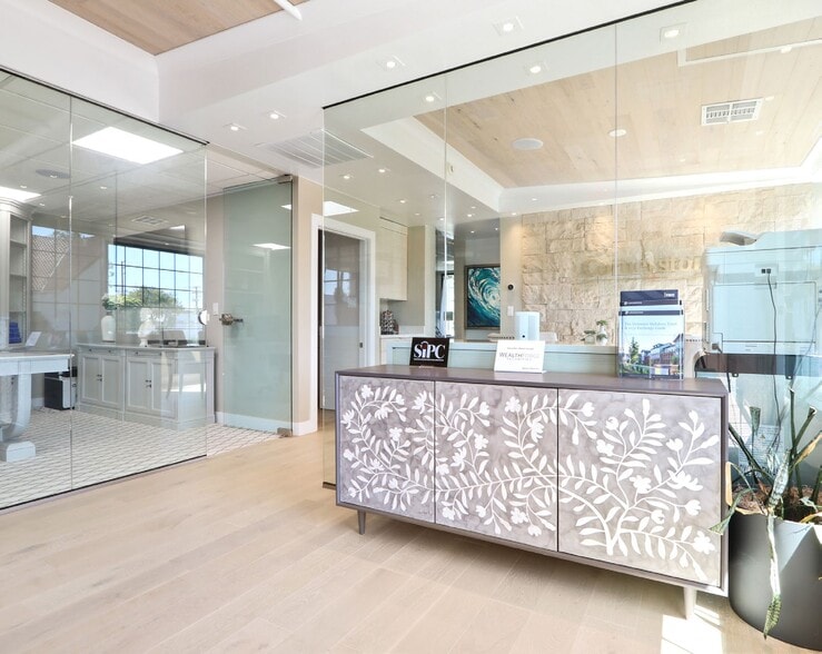 More Photos Of 729-750 E Chapman Ave, Orange Office Residential For Sale