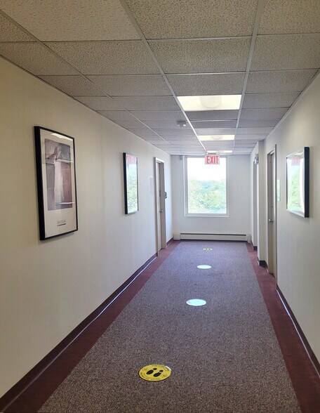 More Photos Of 5676-5678 Riverdale Ave, Bronx Office For Lease