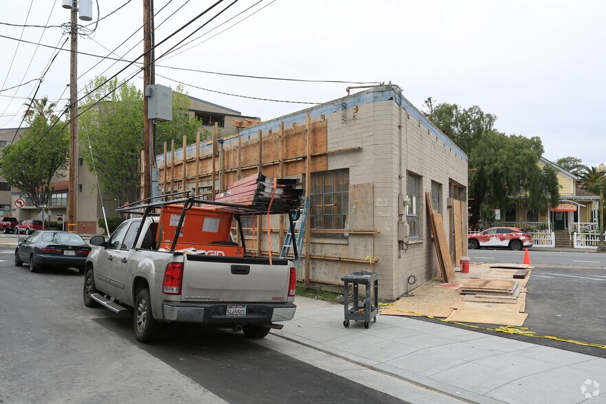 More Photos Of 1003 Main St, Redwood City Office For Lease
